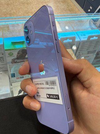 iPhone 12 Apple