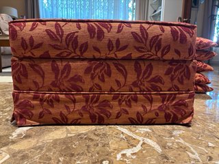 Conjunto Pufs Salón Estilo Clásico rojizos