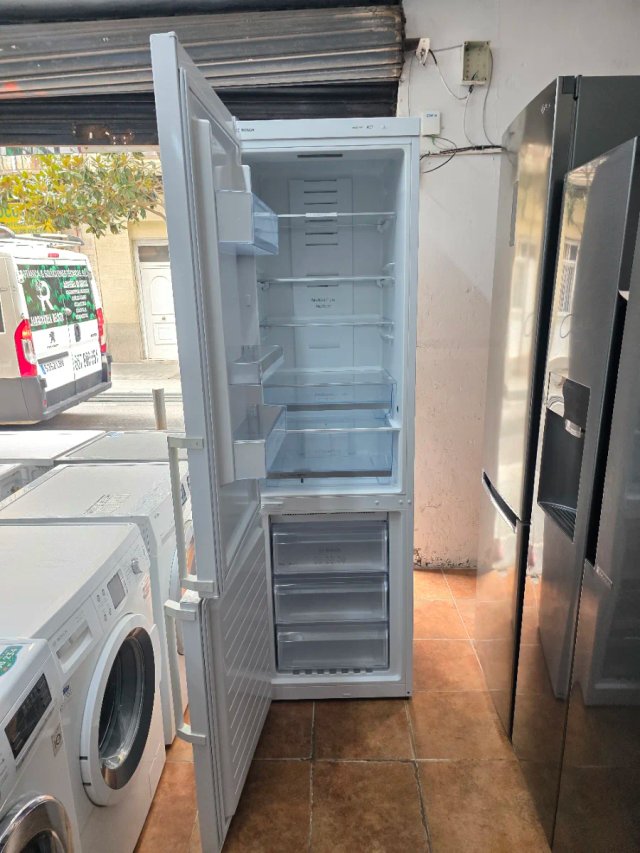 NEVERA BOSCH CON GARANTIA Y ENVIO