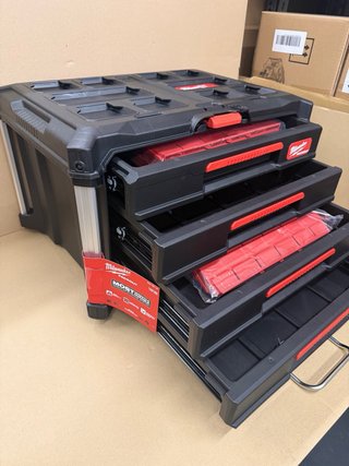 Milwaukee PACKOUT Cassettiera 4 cassetti