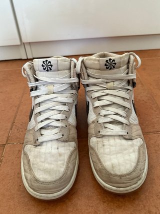 Zapatillas Nike Dunk High Move to Zero Beige