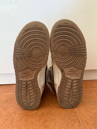 Zapatillas Nike Dunk High Move to Zero Beige