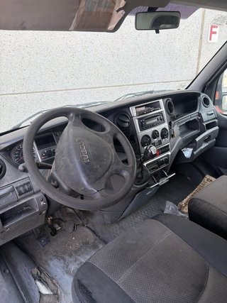 camion Iveco Daily 2010 ca
