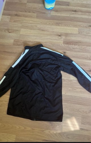 Sudadera Adidas Negra con Rayas Blancas