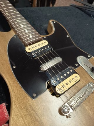 Guitarra Godin Radium