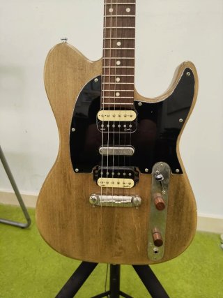 Guitarra Godin Radium
