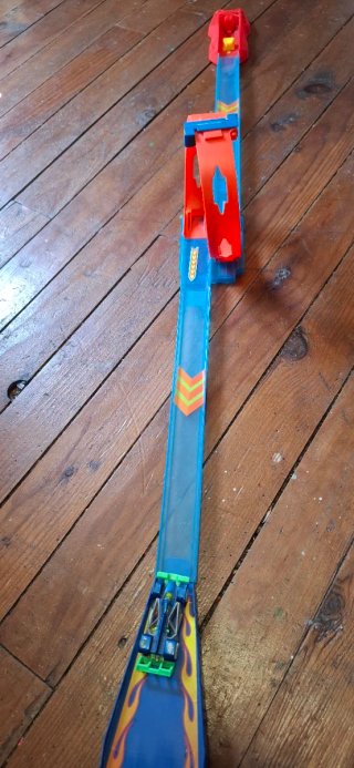 Pista Hot Wheels con 1 coche