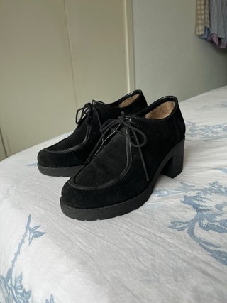 Zapatos negros de piel