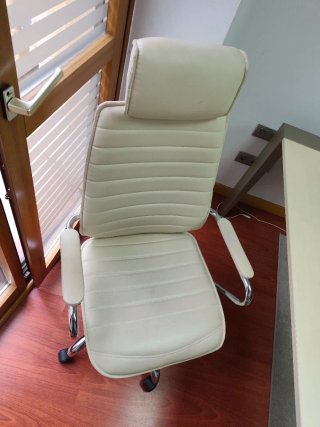 Escritorio oficina + Silla Beige/Gris