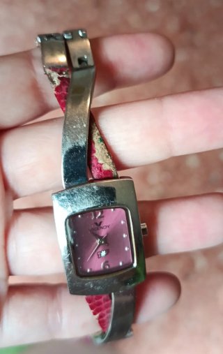 Reloj Viceroy Rojo y Plateado para niña o adolesce