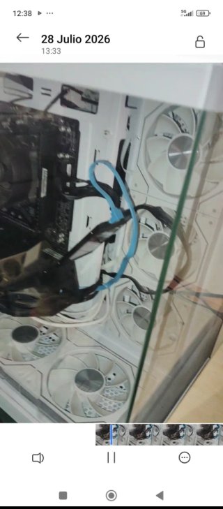 Se vende torre pc gamer en buen estado gama media