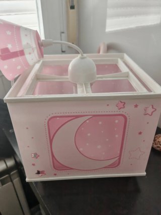Lámpara infantil habitación niña estrellas