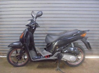 Llanta rueda delantera honda 18853 sh 150 .