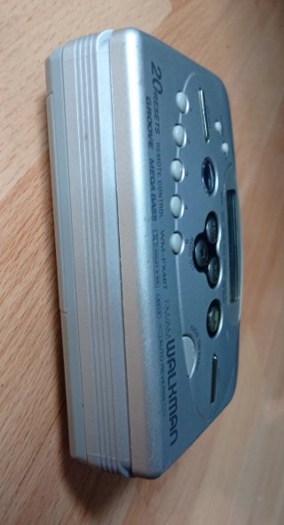 Walkman Sony WM-FX487 Cassette Radio FM/AM