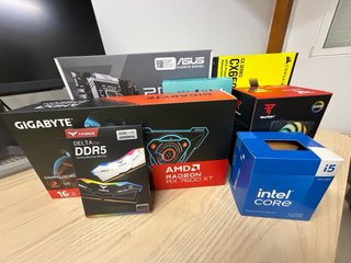 PC Gaming - I5 14400F - RX7600 XT 16GB - DDR5 32GB