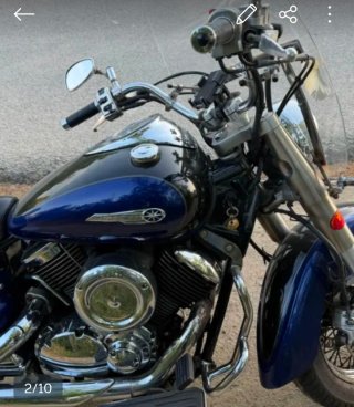 YAMAHA Cruiser Negra y Azul