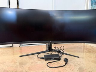 Monitor Asus Rog Strix XG49VQ 49 Averiado