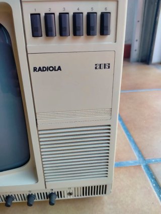 Televisor Vintage Radiola 2015 Portátil - funciona