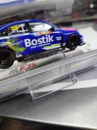 Scalextric Advance Audi RS3 Bostik LMS TCR