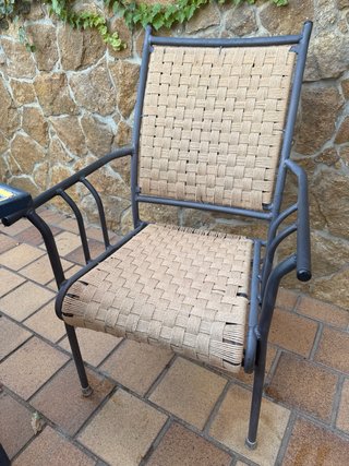 Mesa de forja y azulejos hecha a mano con 6 sillas