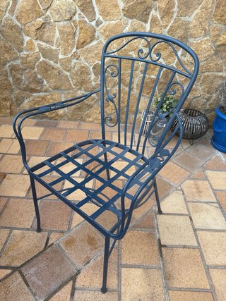 Mesa de forja y azulejos hecha a mano con 6 sillas