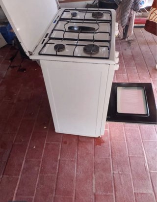 Horno de cocina blanco