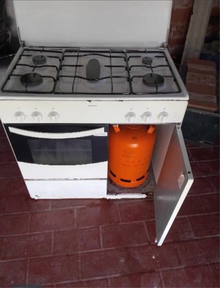 Horno de cocina blanco