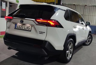 Toyota RAV4 4x4 HIBRIDO 4WD. PRECIO NEGOCIABLE