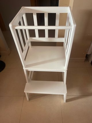 Trona de aprendizaje blanca