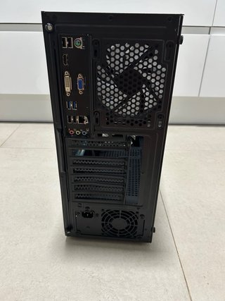 Pc gaming con placa base ASUS M5A78L-M PLUS/USB3