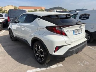 Toyota C-HR 1.8 125H Advance 90 kW (122 CV)