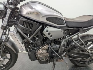 YAMAHA XSR 700
