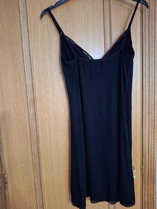 Camisón mujer tirantes. Oysho. Talla S.  Negro.