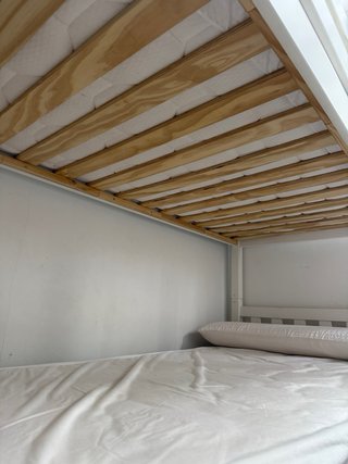 Litera blanca de madera + 2 colchones 90x190 |