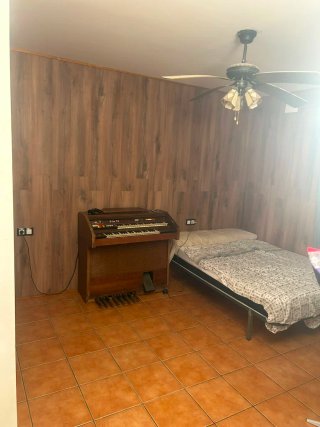 Urbano Chalets 220m LA CARLOTA