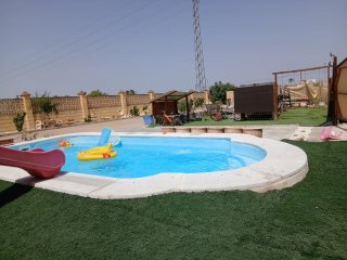 Urbano Chalets 220m LA CARLOTA