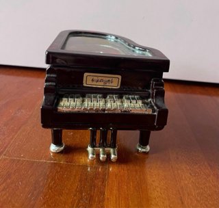 2 Mini Pianos Decorativos Acrílicos