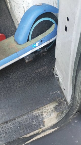 Patinete eléctrico azul GEEKME