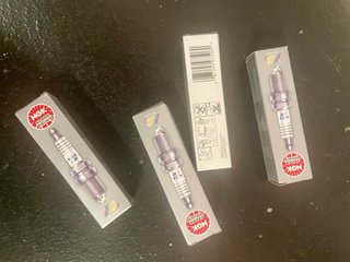 Bujias de iridio NGK. (4 Uds.) Referencia 97506