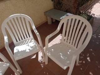 8 Sillas de Jardín Apilables Blancas
