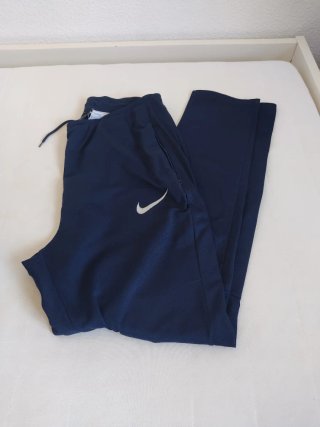 Lote 8 Prendas Nike Tallas Variadas + Regalo