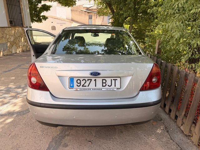 Ford Mondeo 2001