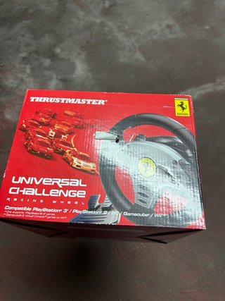 Volante Thrustmaster Universal Challenge Ferrari