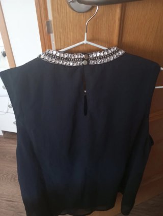 Blusa negra mujer con pedrería