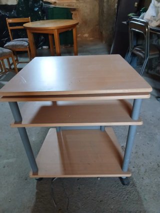 Mesa auxiliar TV 3 baldas