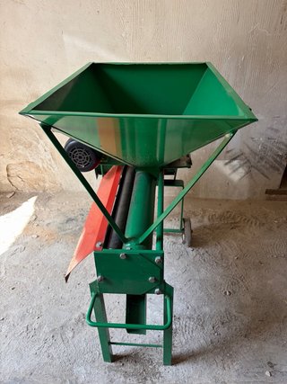 Peladora de almendras MD-BR-400