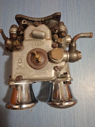 Carburador Weber 40 con colector Seat 124