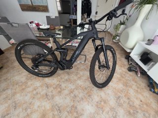 Bicicleta eléctrica montaña