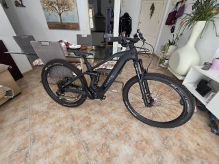 Bicicleta eléctrica montaña
