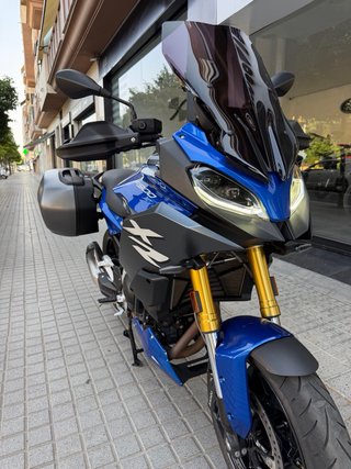 BMW F 900 XR